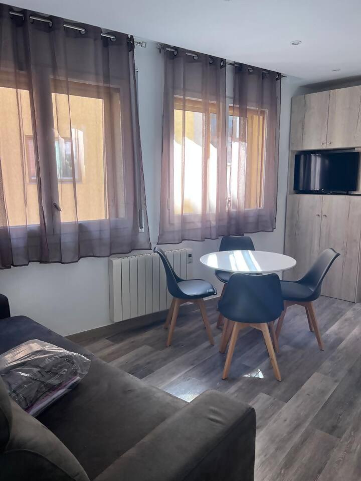 Sky 402 By Confortsky Pas De La Casa Exterior foto