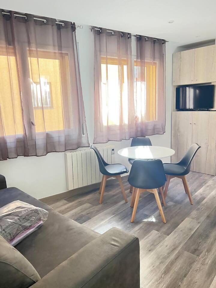 Sky 402 By Confortsky Pas De La Casa Exterior foto